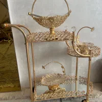 میزبار همراه با وسایل