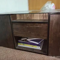 میز وسط مکان فلاورجان|مبلمان خانگی و میز عسلی|اصفهان, باغ دریاچه|دیوار
