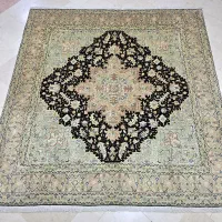 فرش مربع تبریز طرح هریس