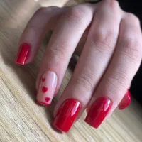 کاشت ناخن در سالن vip ناخن|خدمات آرایشگری و زیبایی|فولادشهر, B4|دیوار