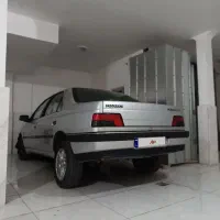 پژو 405 نقره ای