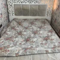 تخت دو نفره