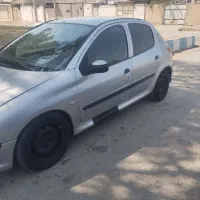 پژو ۲۰۶مدل۸۳ باپژو ۴۰۵سر بسر معاوضه میکنم