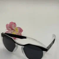 فروشنده خانم