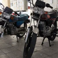 دو عدد موتور سیکلت تیز پر و کاسیا