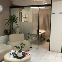 اجاره اتاق در مطب پوست و مو