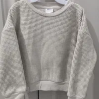 تعدادی لباس و کفش بچگانه|کفش و لباس بچه|هشتگرد, شهرک مهستان ۱|دیوار