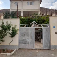 فروش خانه ویلایی ۲۵۰ متری ۴ خوابه