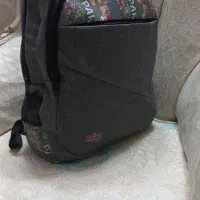 کیف مدرسه  کاملا نو|کیف، کفش، کمربند|اراک, |دیوار