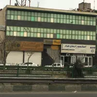 سوله و محوطه دربستی بر فتح