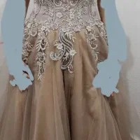 لباس شب|لباس|تهران, والفجر (افسریه)|دیوار
