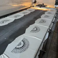 شابلون زن ماهر و کارگر ساده وسط کار|استخدام صنعتی، فنی، مهندسی|تهران, شهرک بعثت|دیوار