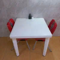 میز و صندلی