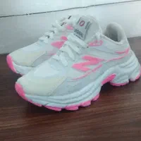 کتونی دخترانه 450