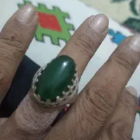 انگشترعقیق زمردی سبزحسینی یمنی ب ضمانت