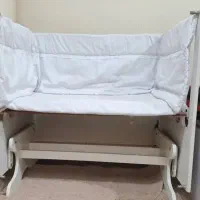 تخت گهواره ای نوزاد