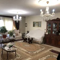 فروش آپارتمان ۱۴۰ متری ۳ خوابه طبقه ۱ در حسین‌آباد|فروش آپارتمان|تهران, حسین‌آباد|دیوار