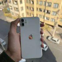 آیفون ۱۱ نرمال ۱۲۸ سفید