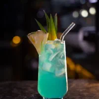 نیازمند یک  نیروجهت کار در کافه