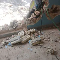 تخریب ساختمان با سابقه ۲۰ ساله