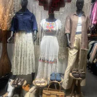 فروشنده خانم نیمه وقت عصر