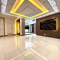 آپارتمان ۹۶ متری/ فاز ۴/روبه پارک مشاهیر/اکازیون