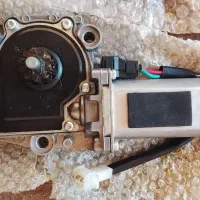 موتور شیشه بالابر اسکانیا|قطعات یدکی و لوازم جانبی|بن, |دیوار