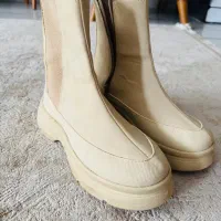 پوتین سایز۴۰