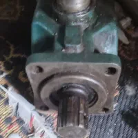 پمپ تراکتور و چرثقیل|قطعات یدکی و لوازم جانبی|زارچ, |دیوار