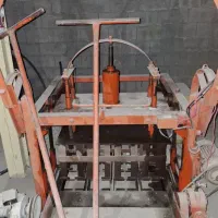 دستگاه بلوک زنی