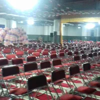 بادکنک آرایی و اجاره لوازم تولد و صندلی و میز