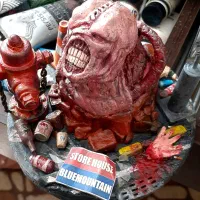 فیگور ژرفانمای Nemesis از سری بازی Resident Evil