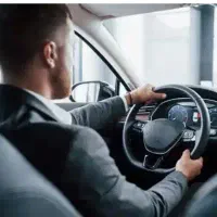 راهنمایی راننده هستم با ماشین