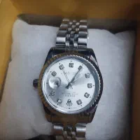 یک عدد ساعت زنانه رولکس