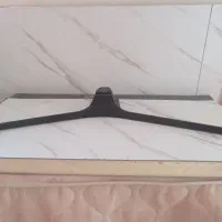 نگهدارنده تلویزیون