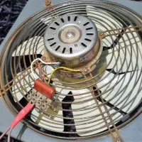 هواکش ۲عدد یا فن دمنده سالم ۳۵سانت در۳۵ انزلی|پنکه و تصفیهکنندهٔ هوا|رشت, جهاد|دیوار