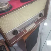 رادیو بزرگ لامپی گروندیک