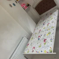 تخت  نوزاد و نوجوان به همراه کمد و دو عدد دراور