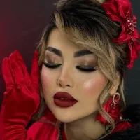 میکاپ با بهترین متریال فقط 300