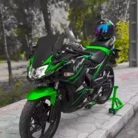 اکیب موتور سواری ریس