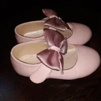 کفش بچگانه سایز ۲۴
