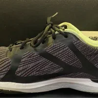 کفش باشگاه ، پیاده روی|کیف، کفش، کمربند|بجنورد, |دیوار