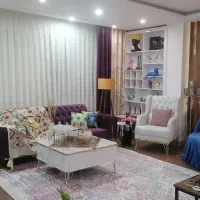 فروش مبل لمسه ۷نفره رنگ ترکیبی سفید و بنفش درحد نو|مبلمان خانگی و میز عسلی|زاهدان, |دیوار