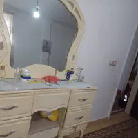 تخت خواب همراه تشک و میزآرایش|تخت و صندلی بچه|کوهدشت, |دیوار