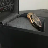 ساعت HUBLOT زنانه تمیز و سالم|ساعت|تهران, نیلوفر|دیوار