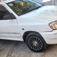 پراید هاچ‌بک مدل۹۱ سفید عروسک