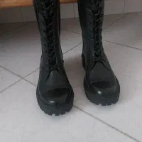 بوت چرم طبیعی زنانه|کیف، کفش، کمربند|اندیشه, اندیشه فاز ۳|دیوار