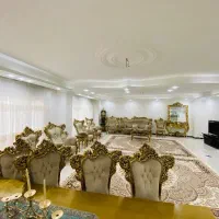مبل ۹نفره میزنهارخوری ۱۰نفره آینه کنسول ساعت ست