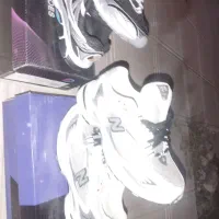 تعدادی کتونی نو