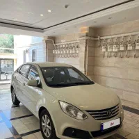 جک J4 مدل ۹۸ وارداتی کم کار